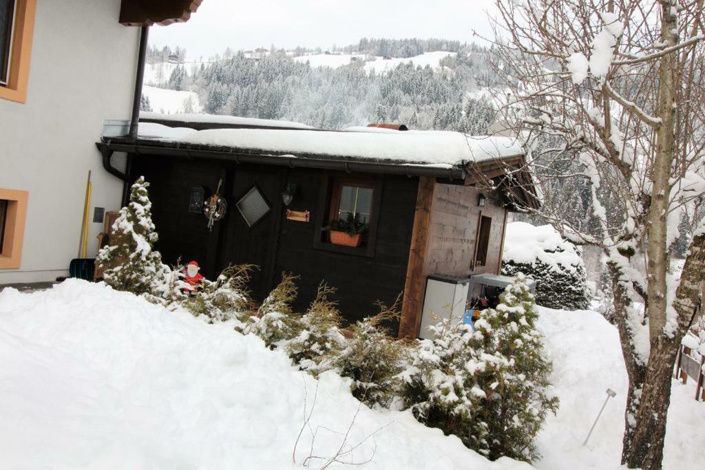 Knusperhaeuschen Apartment Kirchberg in Tirol Bagian luar foto